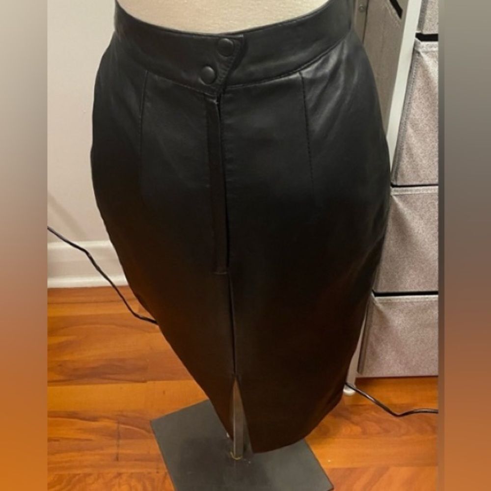 Danier Black Real Leather Pencil Skirt Size 8 - Picture 5 of 11